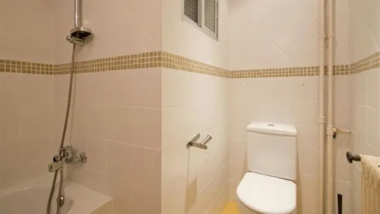 Rooms in Madrid Chamartín - photo 10