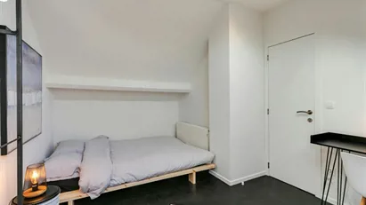 Room for rent in Brussels Sint-Joost-ten-Node, Brussels