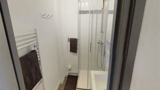 Rooms in Paris 15ème arrondissement - photo 7