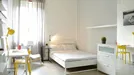 Room for rent, Milano Zona 1 - Centro storico, Milan, &lt;span class=&quot;blurred street&quot; onclick=&quot;ProcessAdRequest(8917584)&quot;&gt;&lt;span class=&quot;hint&quot;&gt;See streetname&lt;/span&gt;[xxxxxxxxxxxxx]&lt;/span&gt;