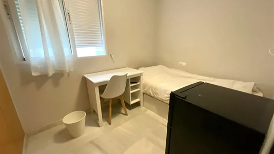 Rooms in Valencia Ciutat Vella - photo 3