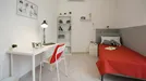 Room for rent, Napoli Municipalità 2, Naples, &lt;span class=&quot;blurred street&quot; onclick=&quot;ProcessAdRequest(9806644)&quot;&gt;&lt;span class=&quot;hint&quot;&gt;See streetname&lt;/span&gt;[xxxxxxxxxxxxx]&lt;/span&gt;