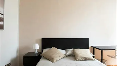 Room for rent in Milano Zona 7 - Baggio, De Angeli, San Siro, Milan