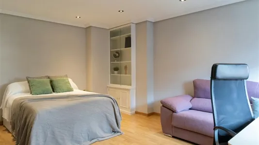 Rooms in Alcorcón - photo 2