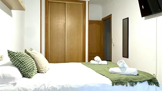 Rooms in Málaga - photo 6