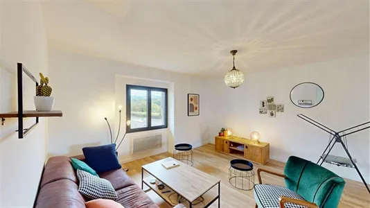 Rooms in Saint-Julien-en-Genevois - photo 6