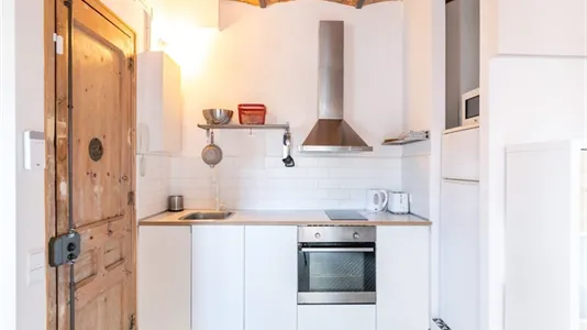 Apartments in Barcelona Ciutat Vella - photo 7