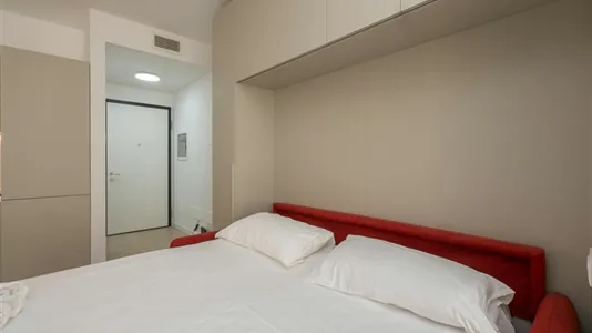 Apartments in Milano Zona 6 - Barona, Lorenteggio - photo 5