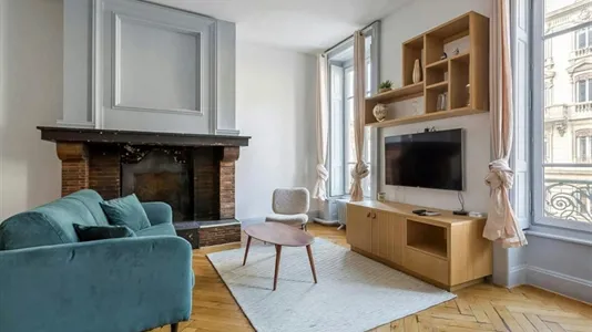 Apartments in Lyon - photo 3