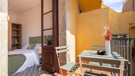 Rooms in Barcelona Ciutat Vella - photo 6