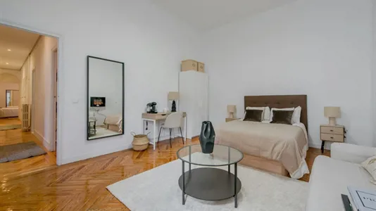 Rooms in Madrid Salamanca - photo 2
