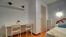 Apartment for rent, Madrid Ciudad Lineal, Madrid, &lt;span class=&quot;blurred street&quot; onclick=&quot;ProcessAdRequest(12306658)&quot;&gt;&lt;span class=&quot;hint&quot;&gt;See streetname&lt;/span&gt;[xxxxxxxxxxxxx]&lt;/span&gt;