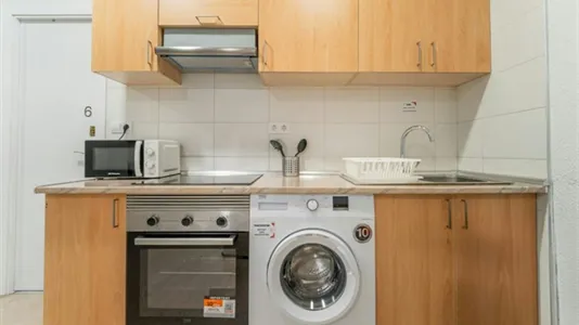 Rooms in Madrid Chamberí - photo 7