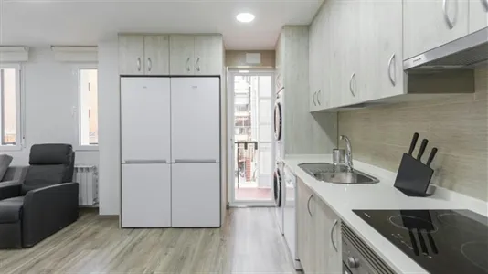 Rooms in Madrid Ciudad Lineal - photo 9