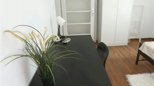 Rooms in Athens Akadimia Platonos - photo 4