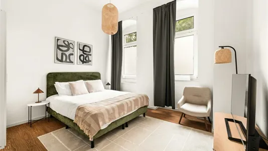 Apartments in Berlin Pankow - photo 1