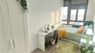 Room for rent, Valencia Ciutat Vella, Valencia (region), &lt;span class=&quot;blurred street&quot; onclick=&quot;ProcessAdRequest(13498453)&quot;&gt;&lt;span class=&quot;hint&quot;&gt;See streetname&lt;/span&gt;[xxxxxxxxxxxxx]&lt;/span&gt;