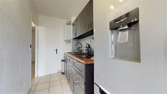 Apartments in Nîmes - photo 10