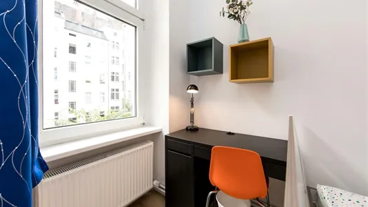 Rooms in Berlin Tempelhof-Schöneberg - photo 2