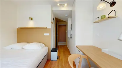 Room for rent in Paris 17ème arrondissement, Paris