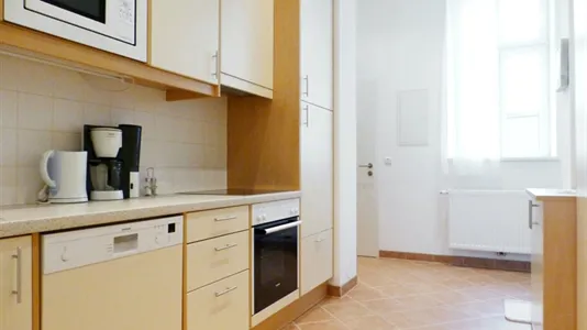 Apartments in Vienna Favoriten - photo 4
