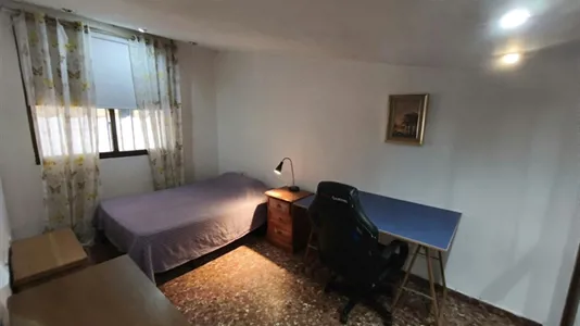 Rooms in Castellón de la Plana/Castelló de la Plana - photo 3