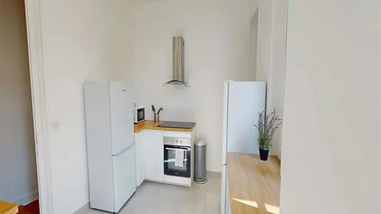 Rooms in Paris 17ème arrondissement - photo 10