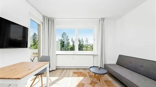 Apartments in Berlin Steglitz-Zehlendorf - photo 2