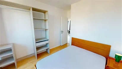 Room for rent in Grenoble, Auvergne-Rhône-Alpes