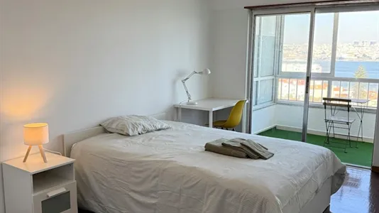 Rooms in Almada - photo 2