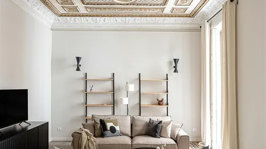 Apartments in Barcelona Ciutat Vella - photo 5