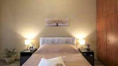 Apartment for rent in Keratsini-Drapetsona, Attica