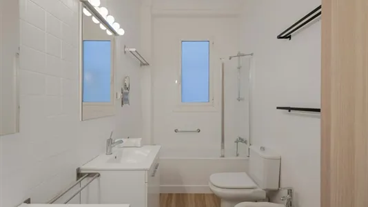 Rooms in Valencia L'Eixample - photo 10