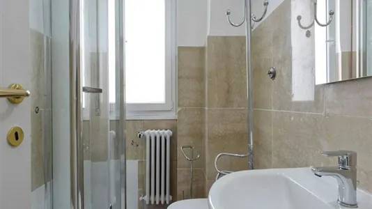 Rooms in Roma Municipio XII – Monte Verde - photo 9