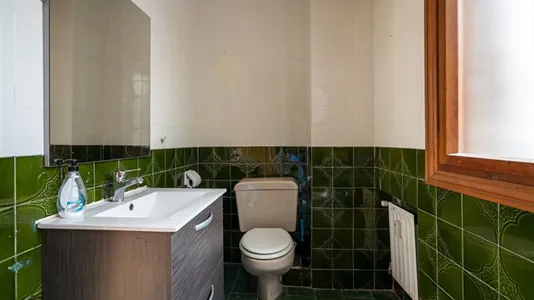 Rooms in Guadalajara - photo 9