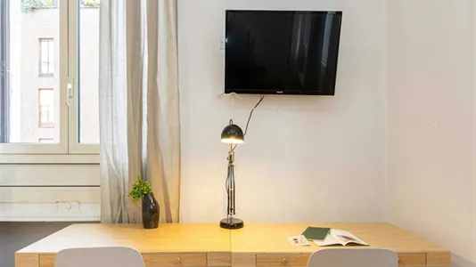 Rooms in Milano Zona 4 - Vittoria, Forlanini - photo 2