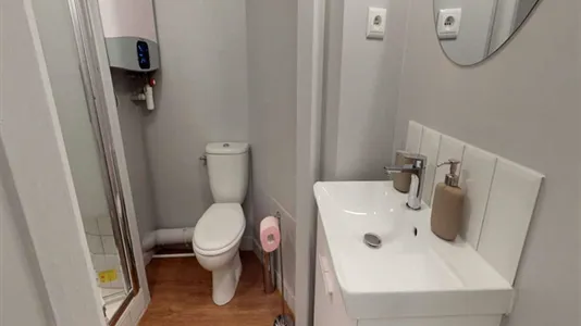 Rooms in Paris 19ème arrondissement - photo 8