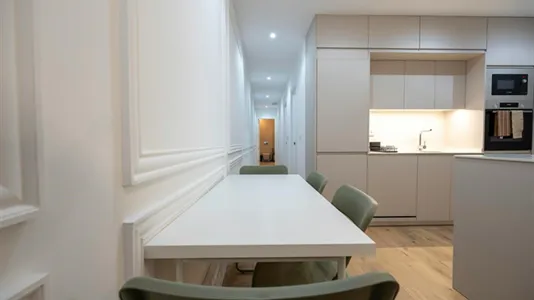 Rooms in Madrid Retiro - photo 10