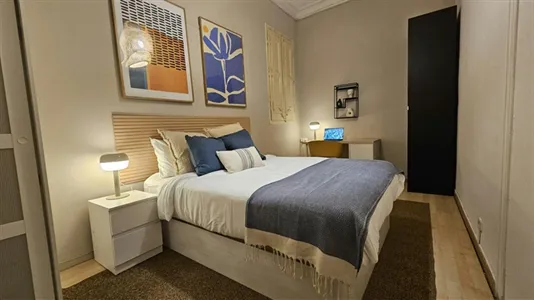 Rooms in Barcelona Eixample - photo 4