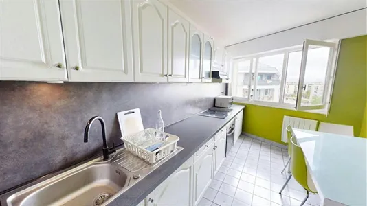 Rooms in Saint-Julien-en-Genevois - photo 9