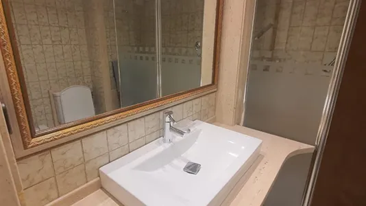 Rooms in Barcelona Les Corts - photo 9