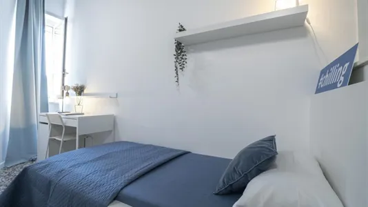 Rooms in Pavia - photo 3