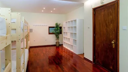 Room for rent in Porto (Distrito)