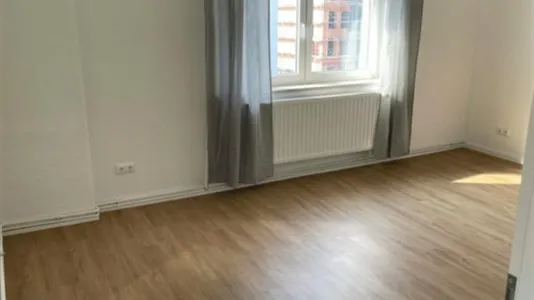 Rooms in Magdeburg - photo 1