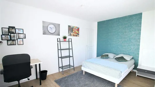 Rooms in Nanterre - photo 2