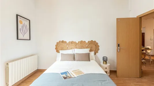 Rooms in Valencia L'Eixample - photo 2
