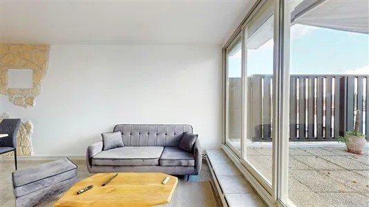 Rooms in Angoulême - photo 9