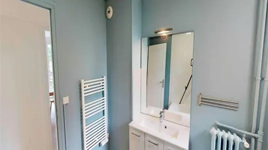 Rooms in Paris 17ème arrondissement - photo 9