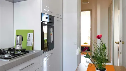 Rooms in Milano Zona 8 - Fiera, Gallaratese, Quarto Oggiaro - photo 10