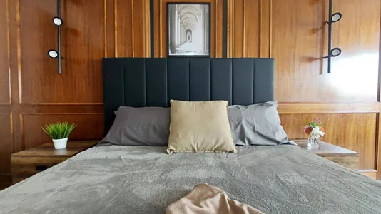 Rooms in Madrid Moncloa-Aravaca - photo 5